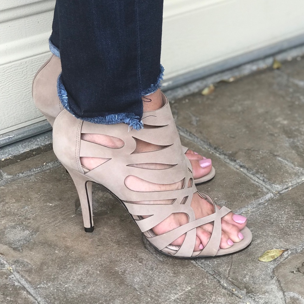 NIB Nubuck Leather Laser Cut Peep Toe Booties - Picture 5 of 5